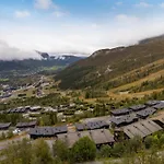 Ledig Vinterferien Er En Stor In Out Med Panoramautsikt Over