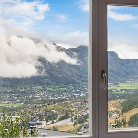 Ledig Vinterferien Er En Stor In Out Med Panoramautsikt Over