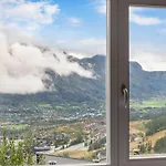 Ledig Vinterferien Er En Stor In Out Med Panoramautsikt Over